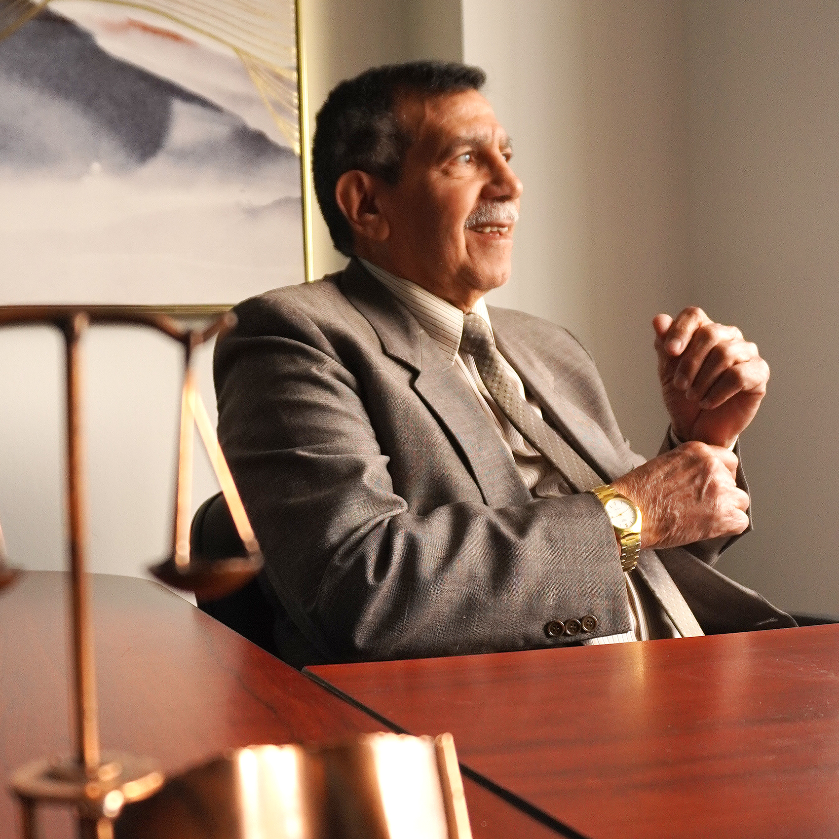 Dr. Fernando Castillo